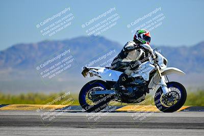 media/Mar-25-2024-Moto Forza (Mon) [[8d4319bd68]]/4-Novice Group/Session 2 (Turn 9 Side)/